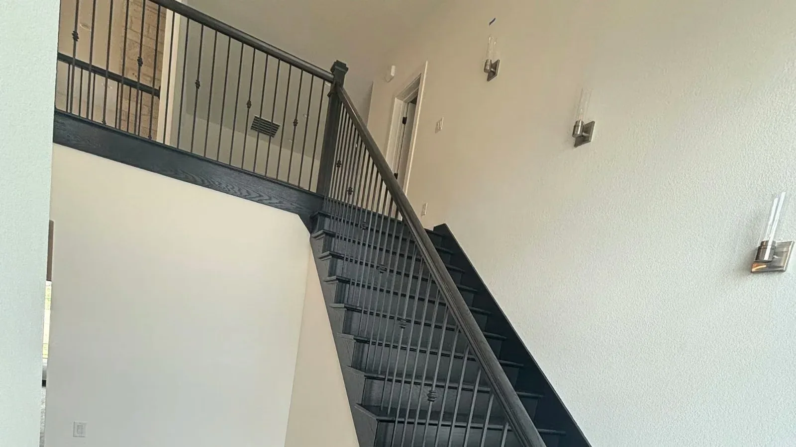 Custom Stairs & Railings for New Construction in Frisco & Prosper, TX